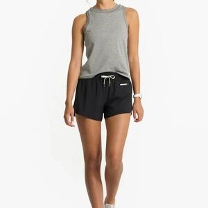 Vuori clementine shorts Dark Gray